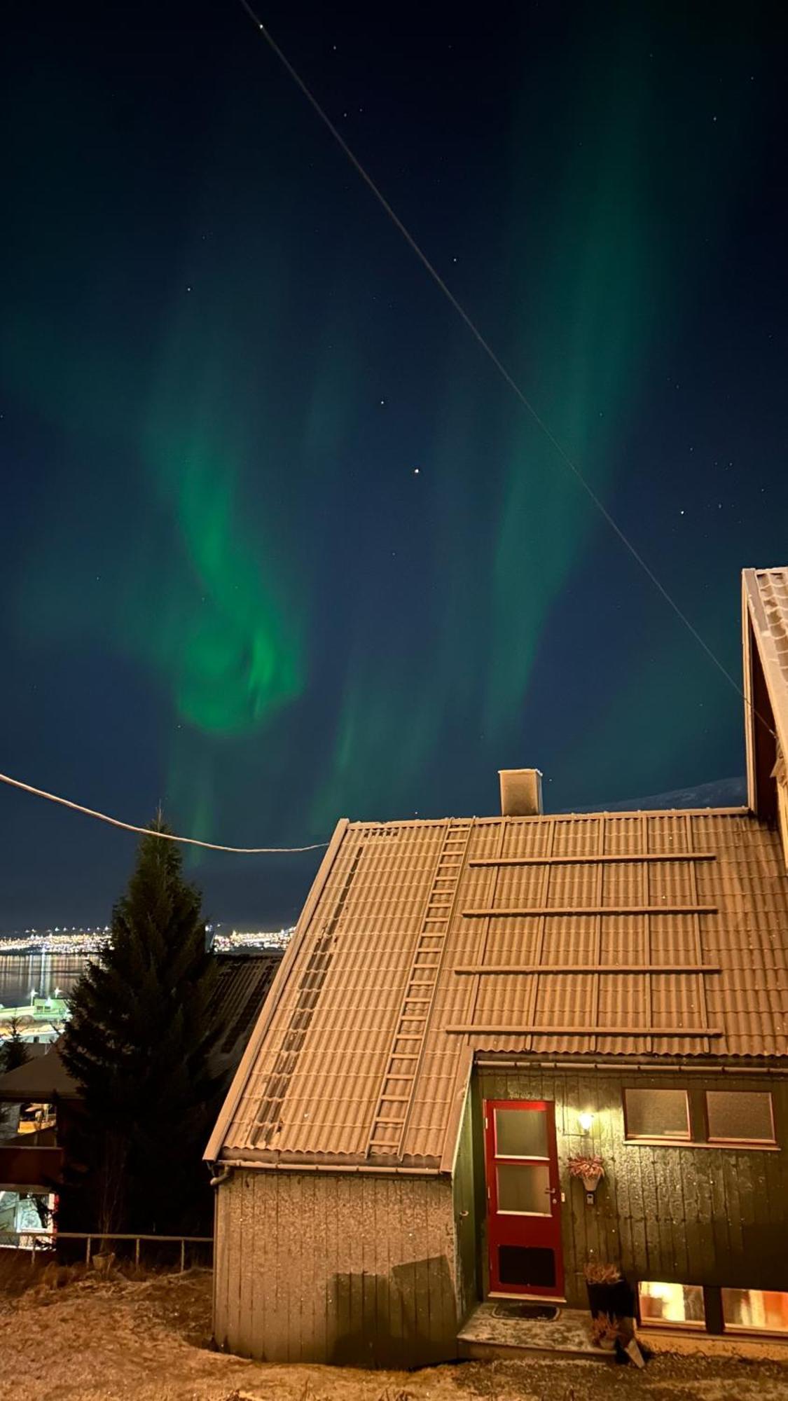 Cozy Little House In Tromso City Exterior foto