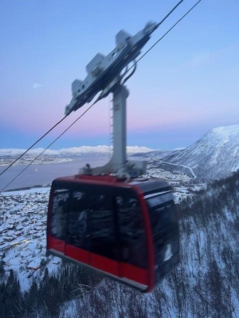Cozy Little House In Tromso City Exterior foto